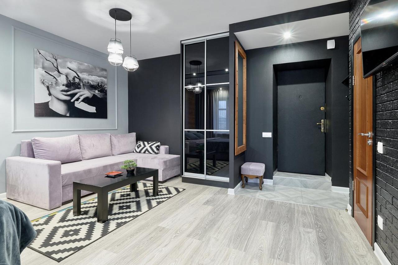 New Apart Lesi Ukrainky Blvd And Olimpiyska And Kreshchatyk And Manhattan City With Parking Kyiv Exterior photo