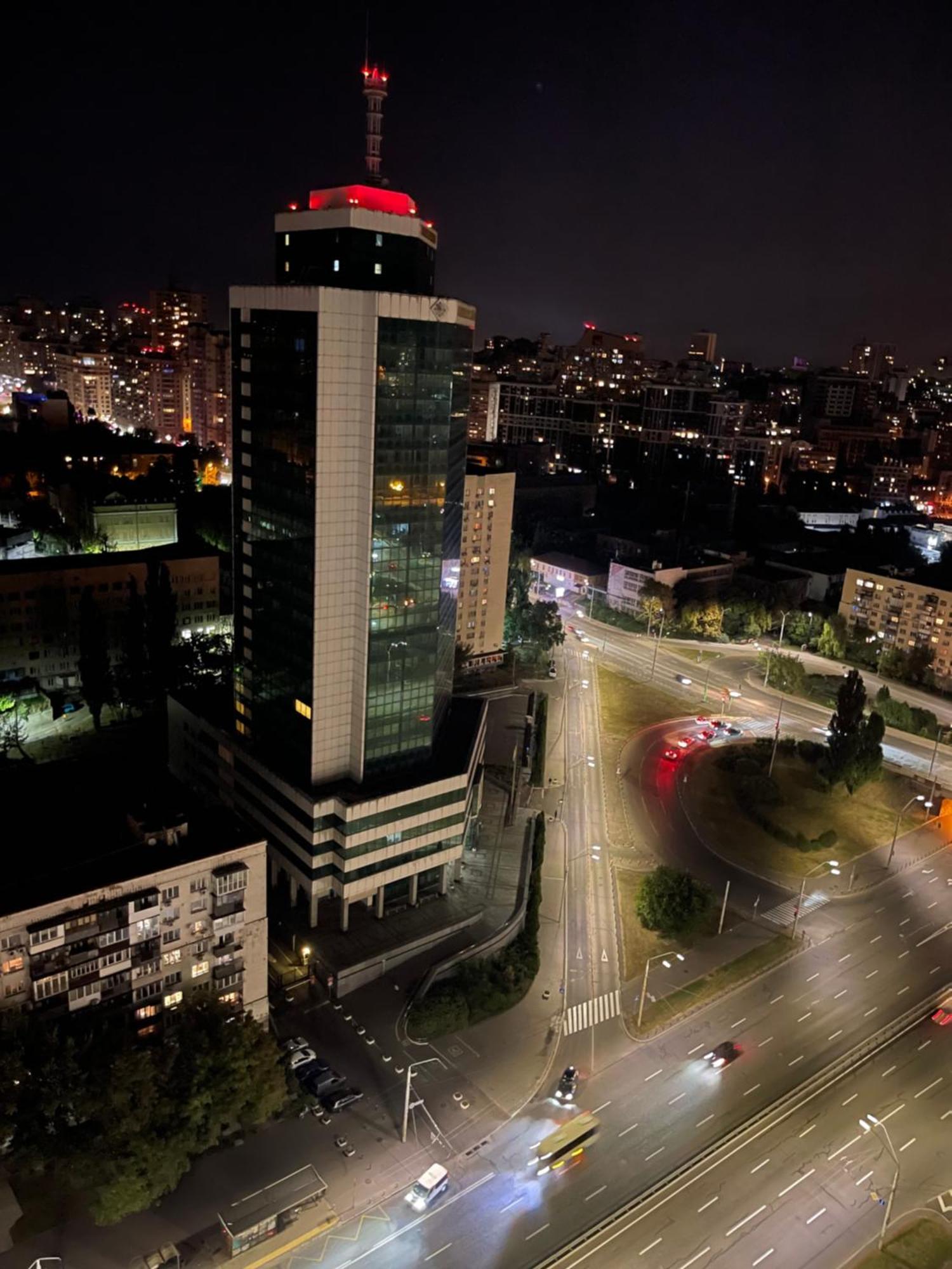 New Apart Lesi Ukrainky Blvd And Olimpiyska And Kreshchatyk And Manhattan City With Parking Kyiv Exterior photo