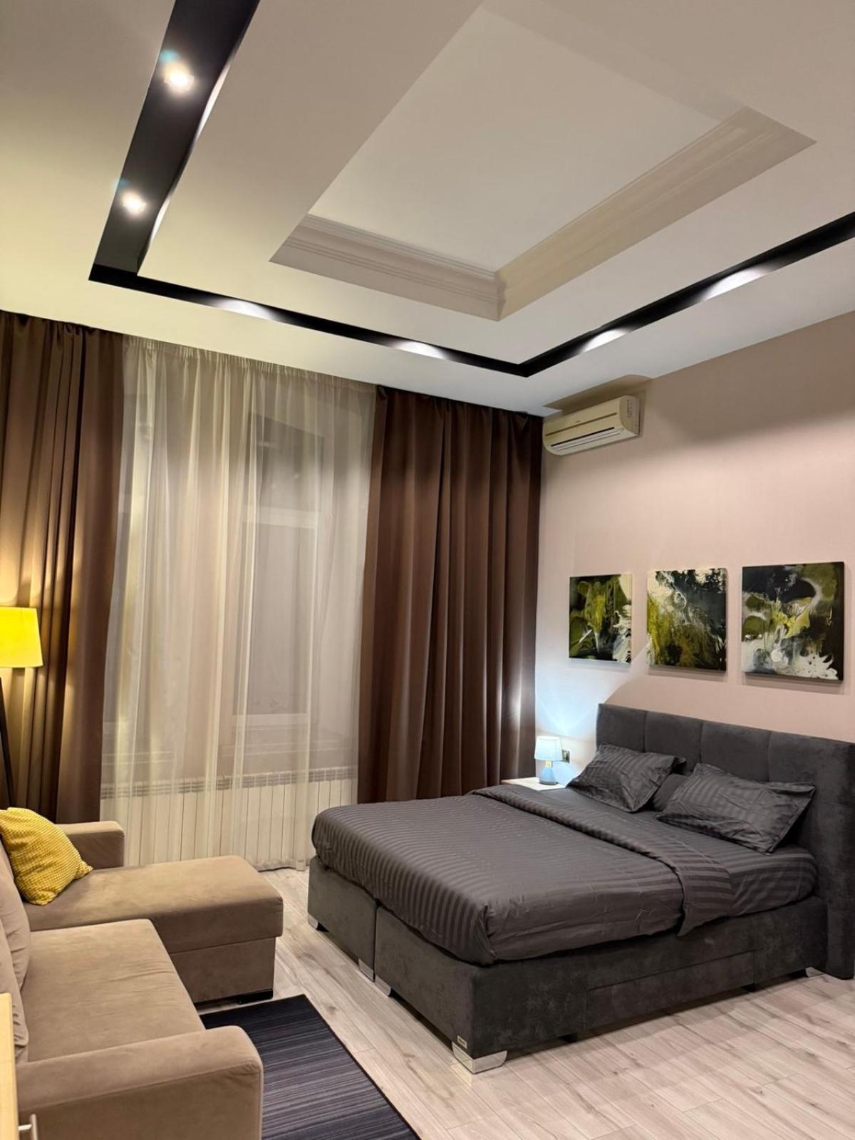 New Apart Lesi Ukrainky Blvd And Olimpiyska And Kreshchatyk And Manhattan City With Parking Kyiv Exterior photo